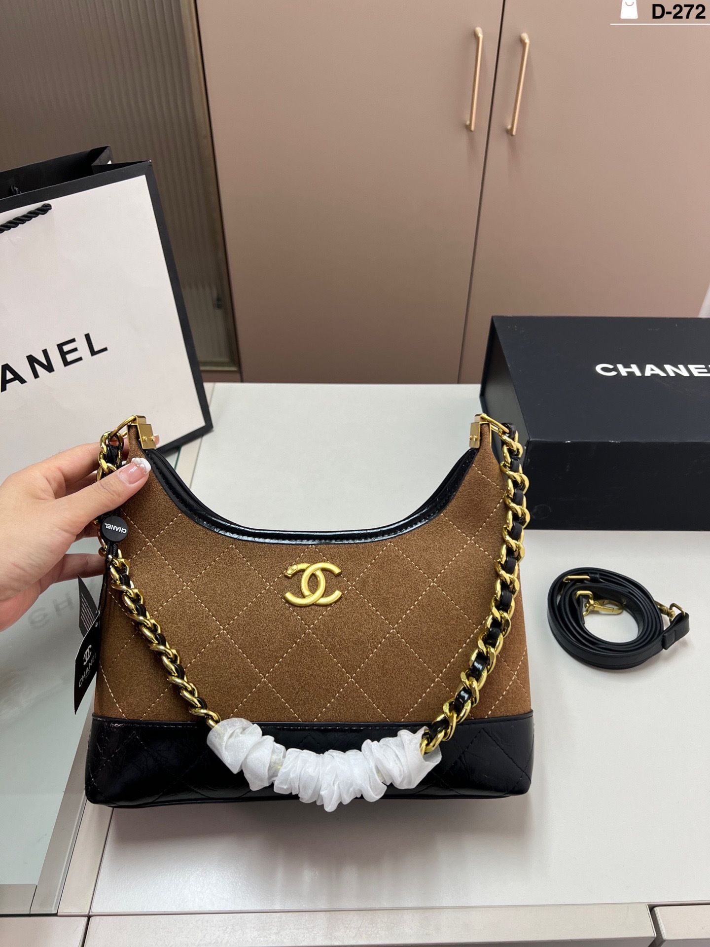 New Collection Fashion CN Handbag 272 New Collection Fashion CN Handbag 272