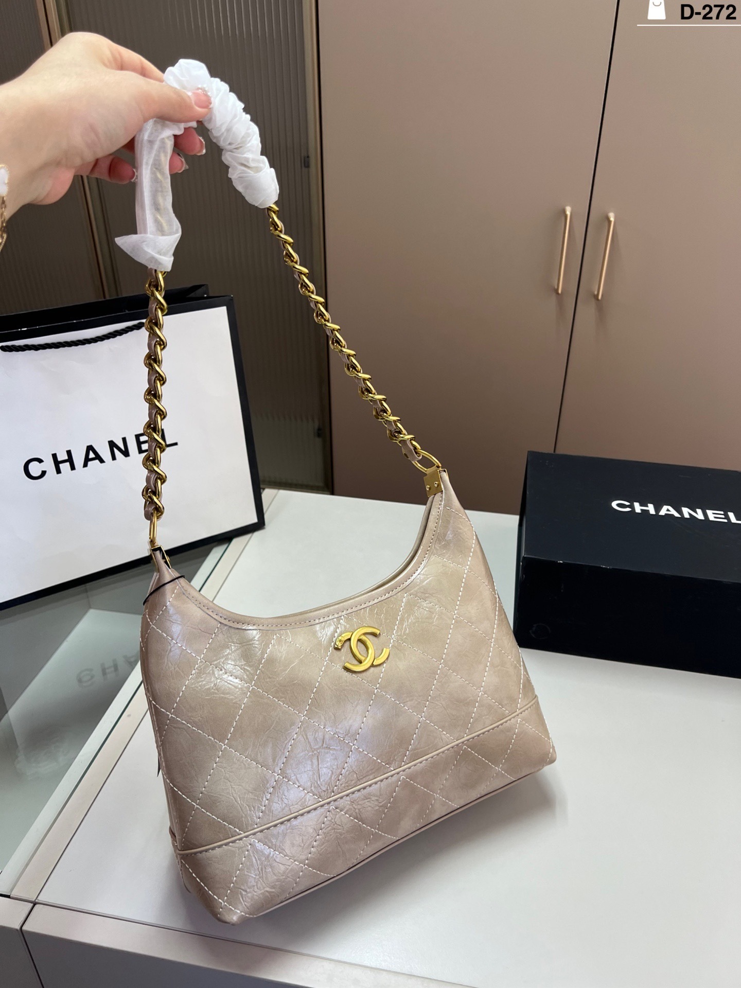 New Collection Fashion CN Handbag 272 New Collection Fashion CN Handbag 272