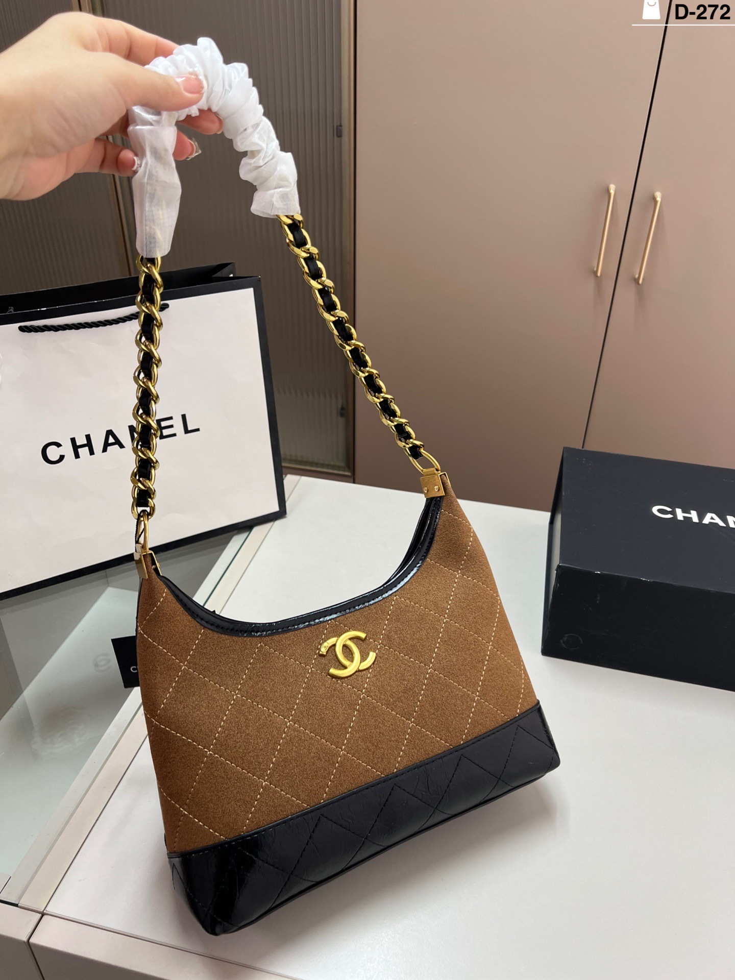 New Collection Fashion CN Handbag 272 New Collection Fashion CN Handbag 272