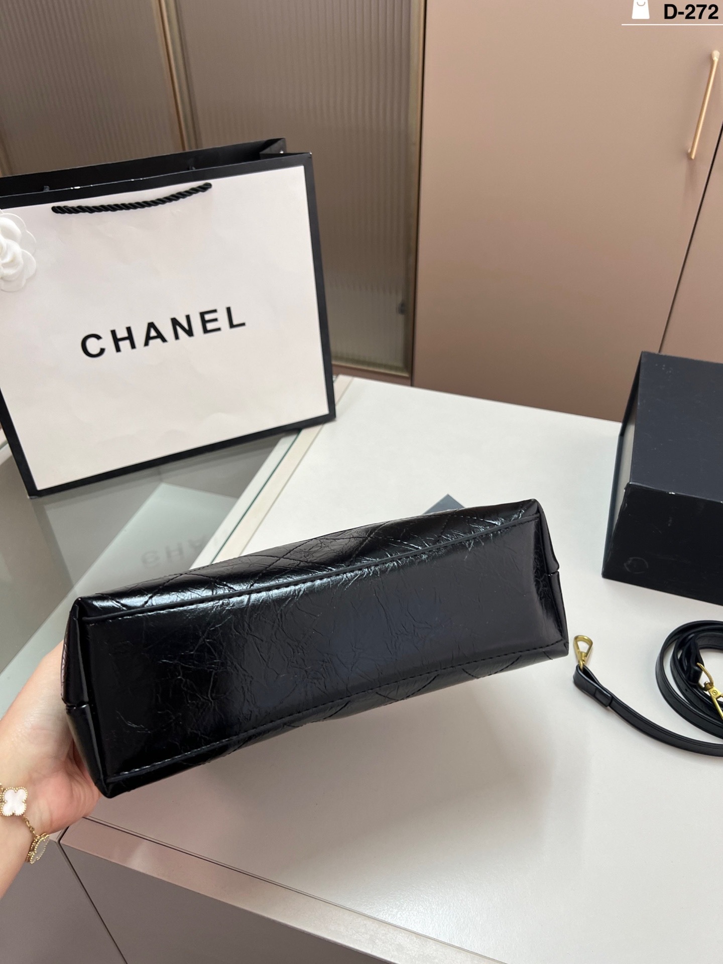 New Collection Fashion CN Handbag 272 New Collection Fashion CN Handbag 272