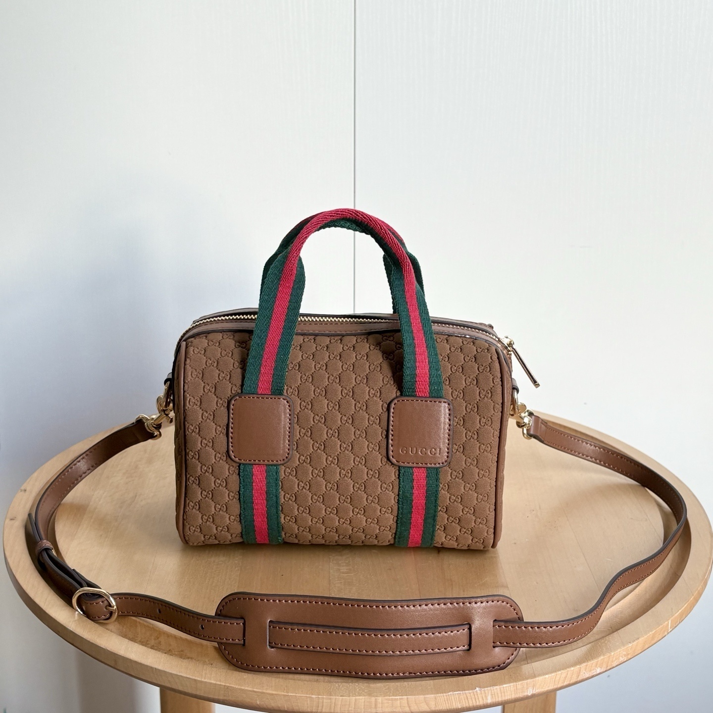 Luxury Gucci Handbag 859975 Luxury Gucci Handbag 859975