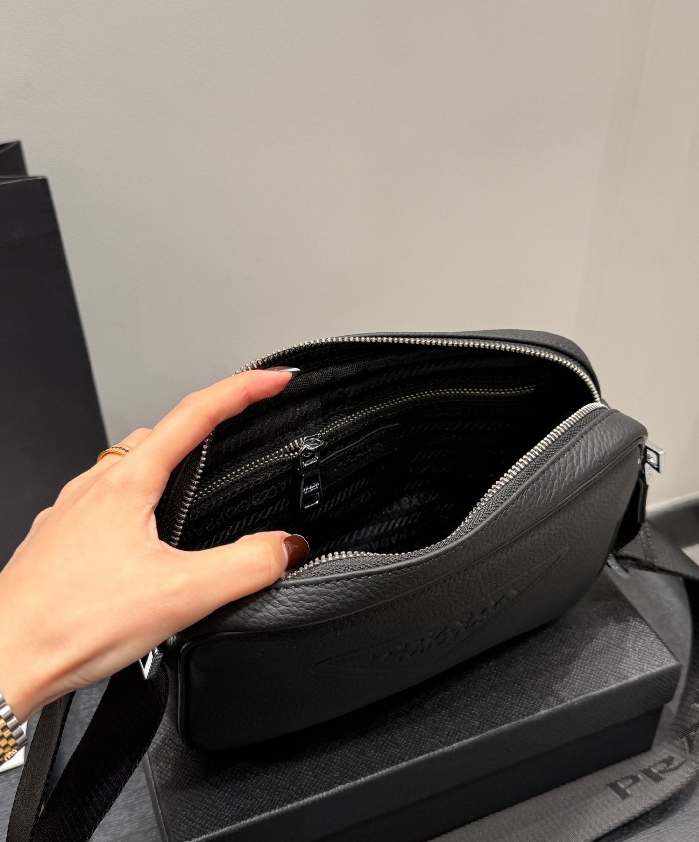 New Collection Fashion PD Handbag Prada2511131 New Collection Fashion PD Handbag Prada2511131