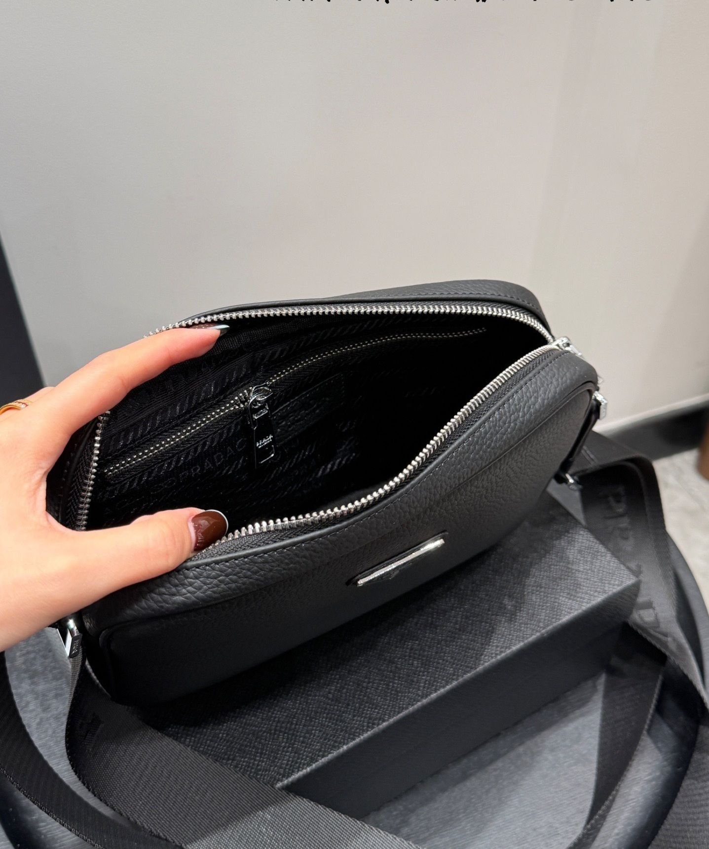 New Collection Fashion PD Handbag Prada2511131 New Collection Fashion PD Handbag Prada2511131