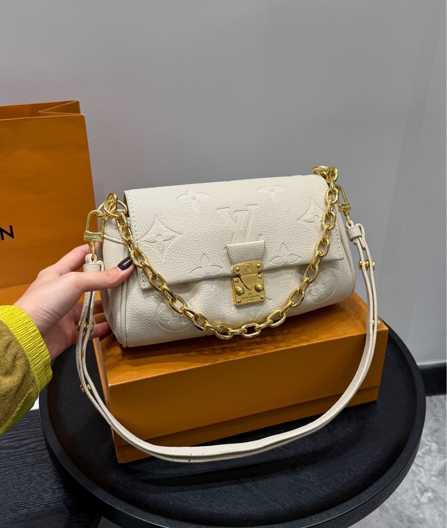 New Collection Fashion LV Handbag LV2511132.1 New Collection Fashion LV Handbag LV2511132.1