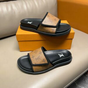 Iconic Street Daily Shoes L3351