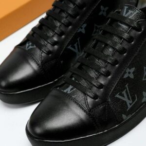 Iconic Street Daily Shoes L3382