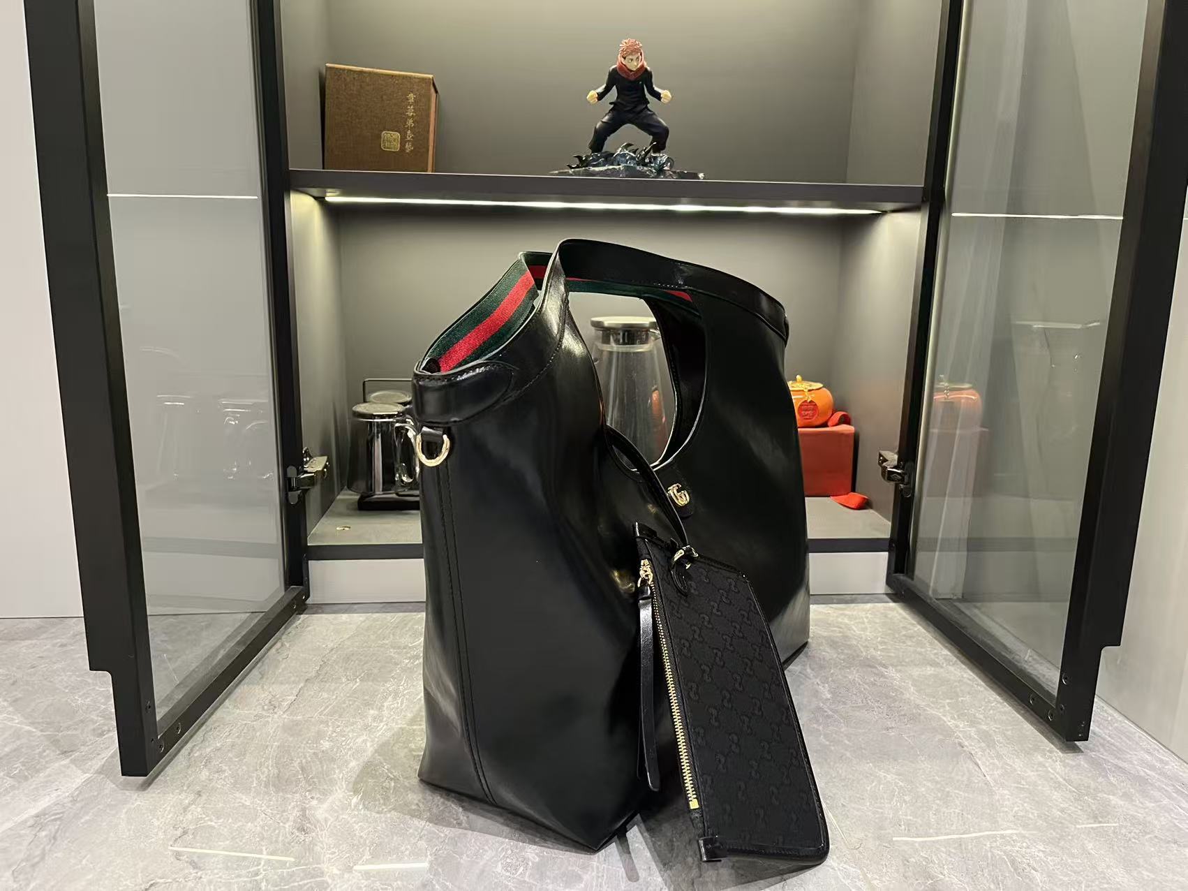 Luxury Gucci Handbag 853971.1 Luxury Gucci Handbag 853971.1