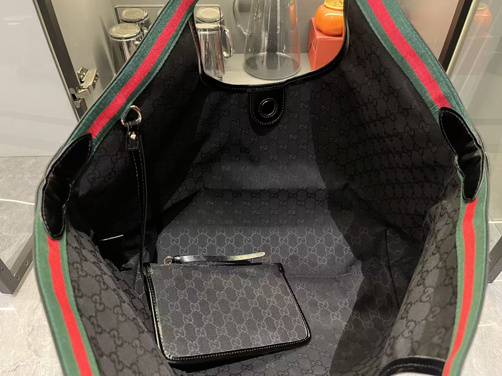 Luxury Gucci Handbag 853971.1 Luxury Gucci Handbag 853971.1