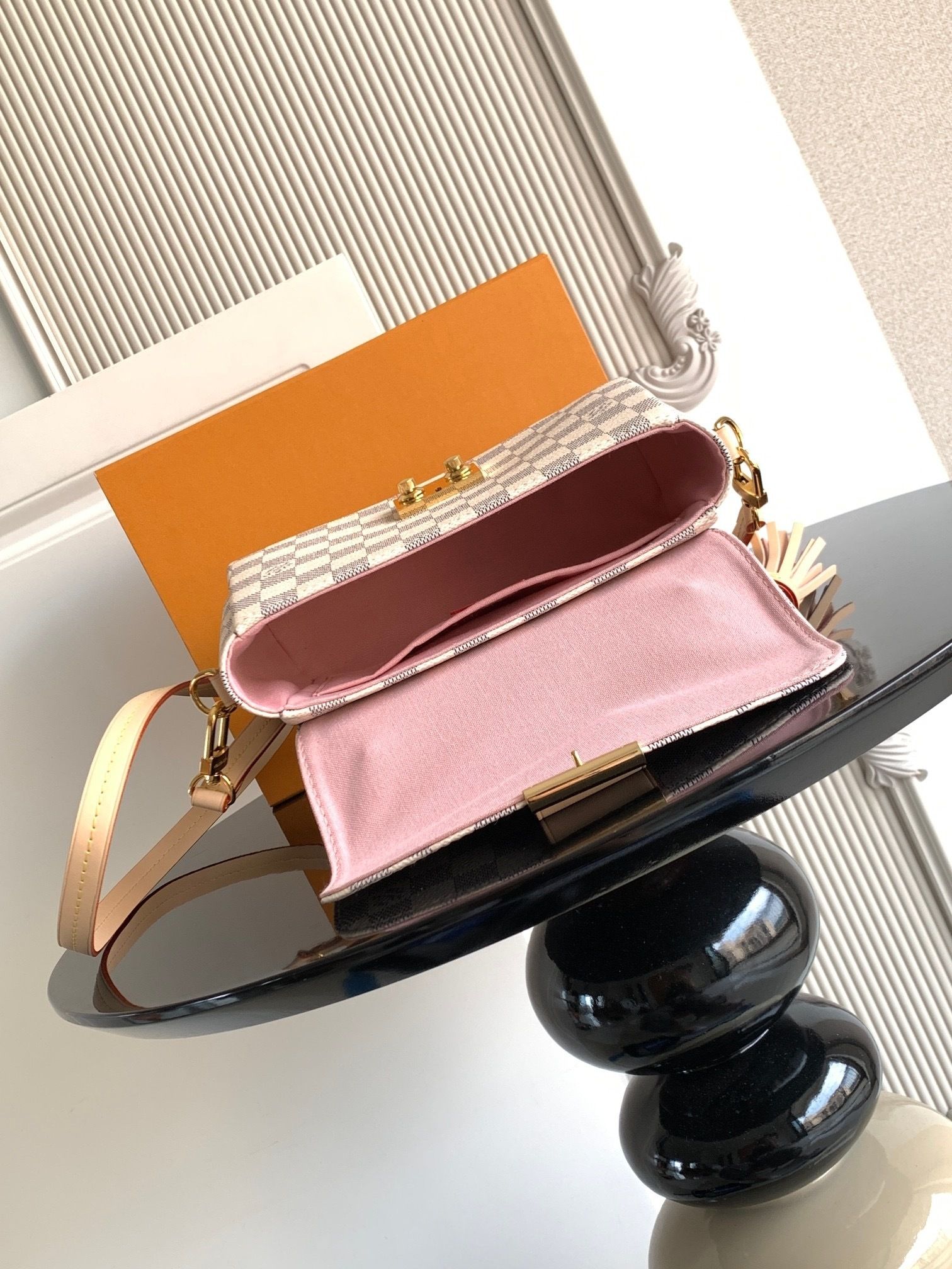 New Collection Fashion LV Handbag N41581 New Collection Fashion LV Handbag N41581