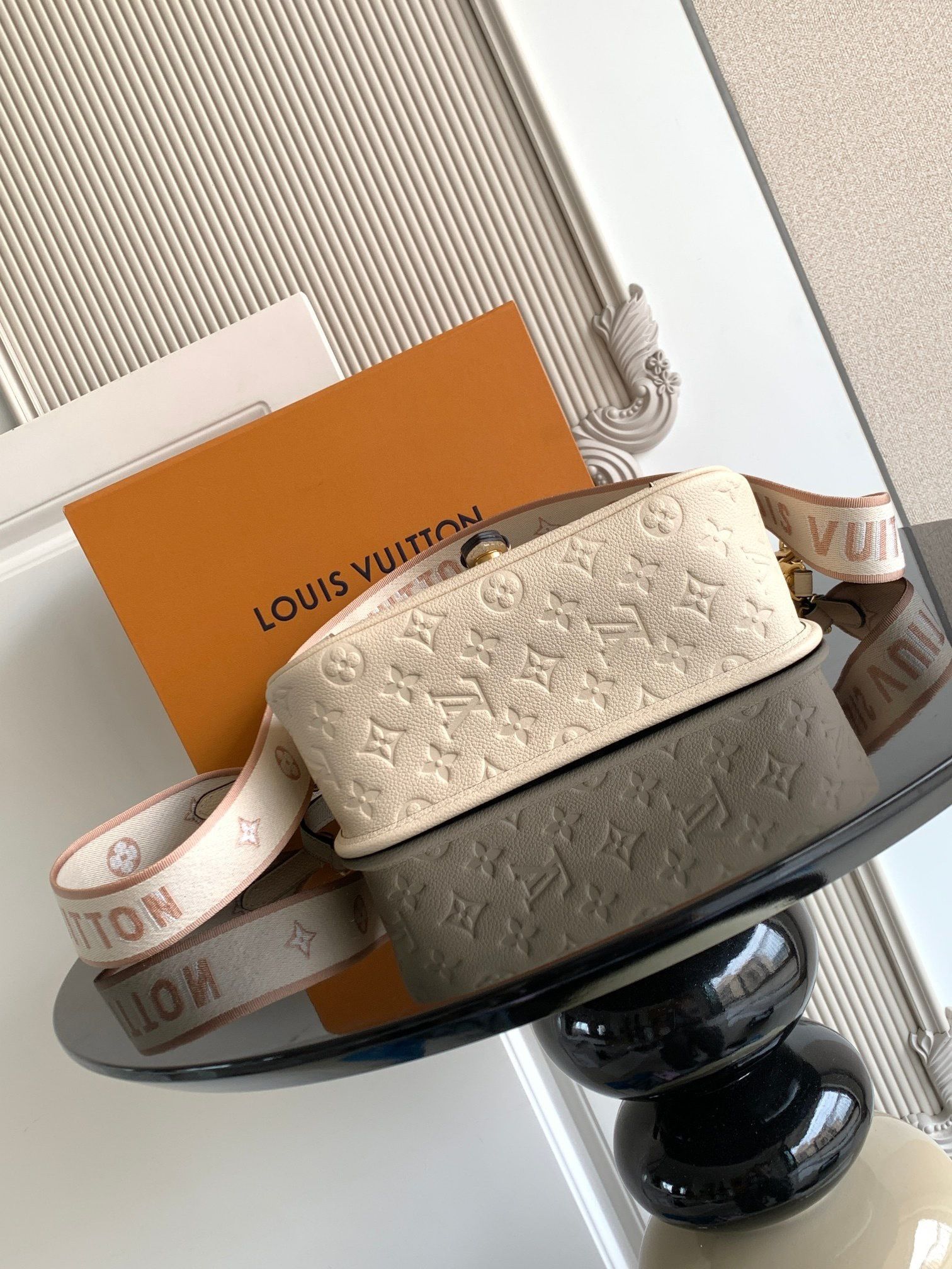 New Collection Fashion LV Handbag M46386 New Collection Fashion LV Handbag M46386