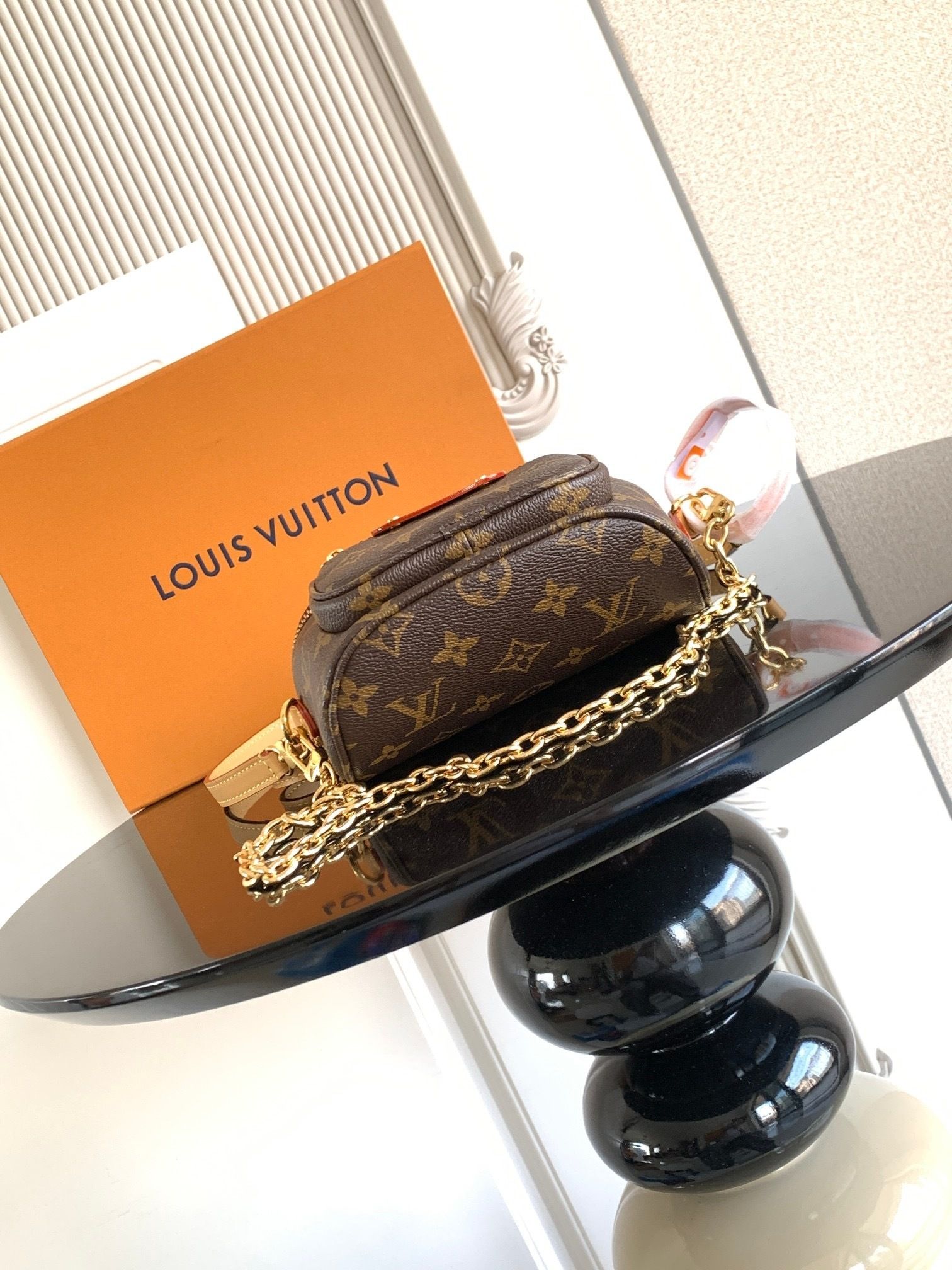 New Collection Fashion LV Handbag M82335 New Collection Fashion LV Handbag M82335