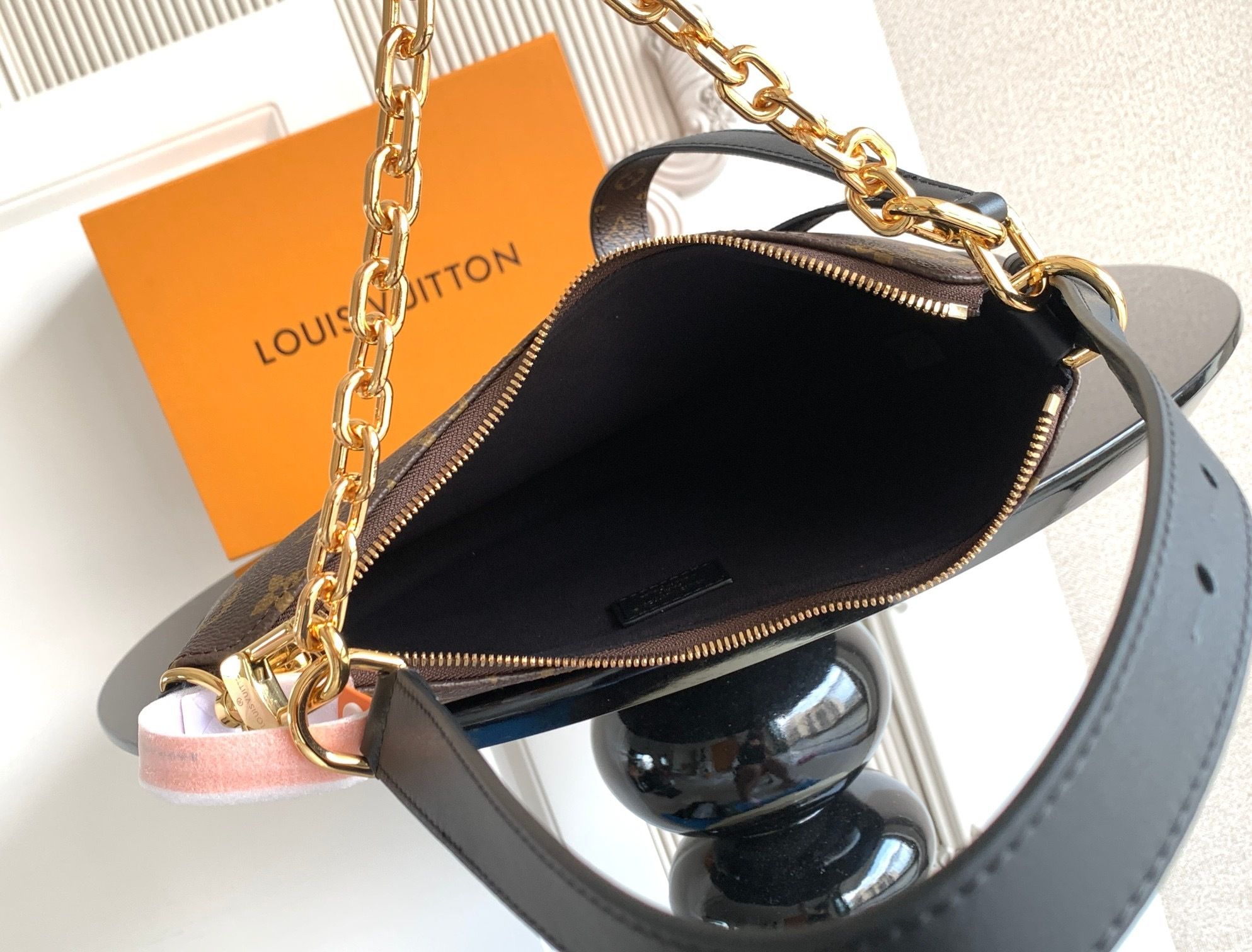 New Collection Fashion LV Handbag M15056 New Collection Fashion LV Handbag M15056