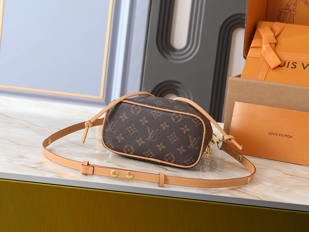 Luxury LV Handbag M26216-M26530 Luxury LV Handbag M26216-M26530