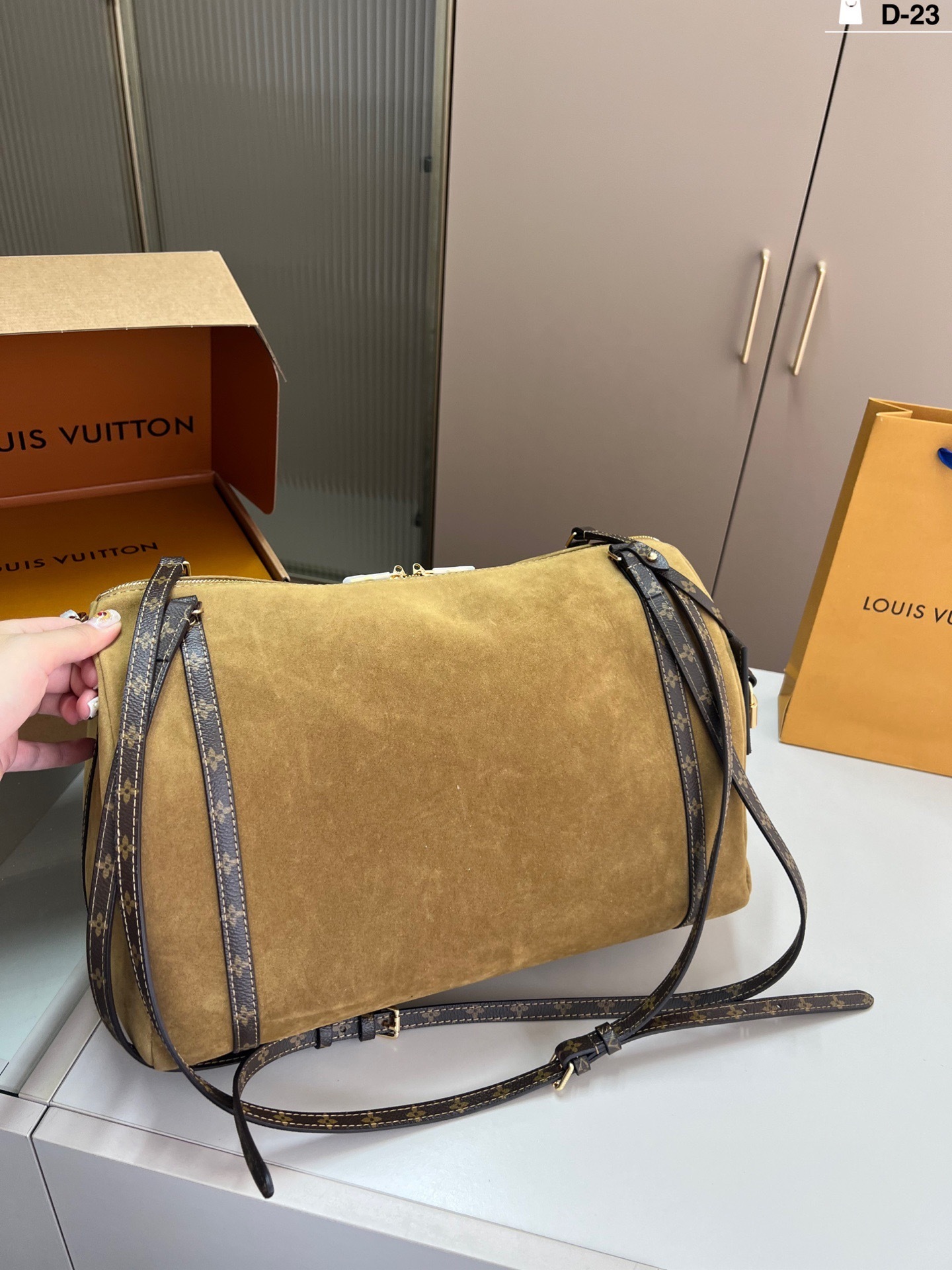 New Collection Fashion LV Handbag LV09013 New Collection Fashion LV Handbag LV09013