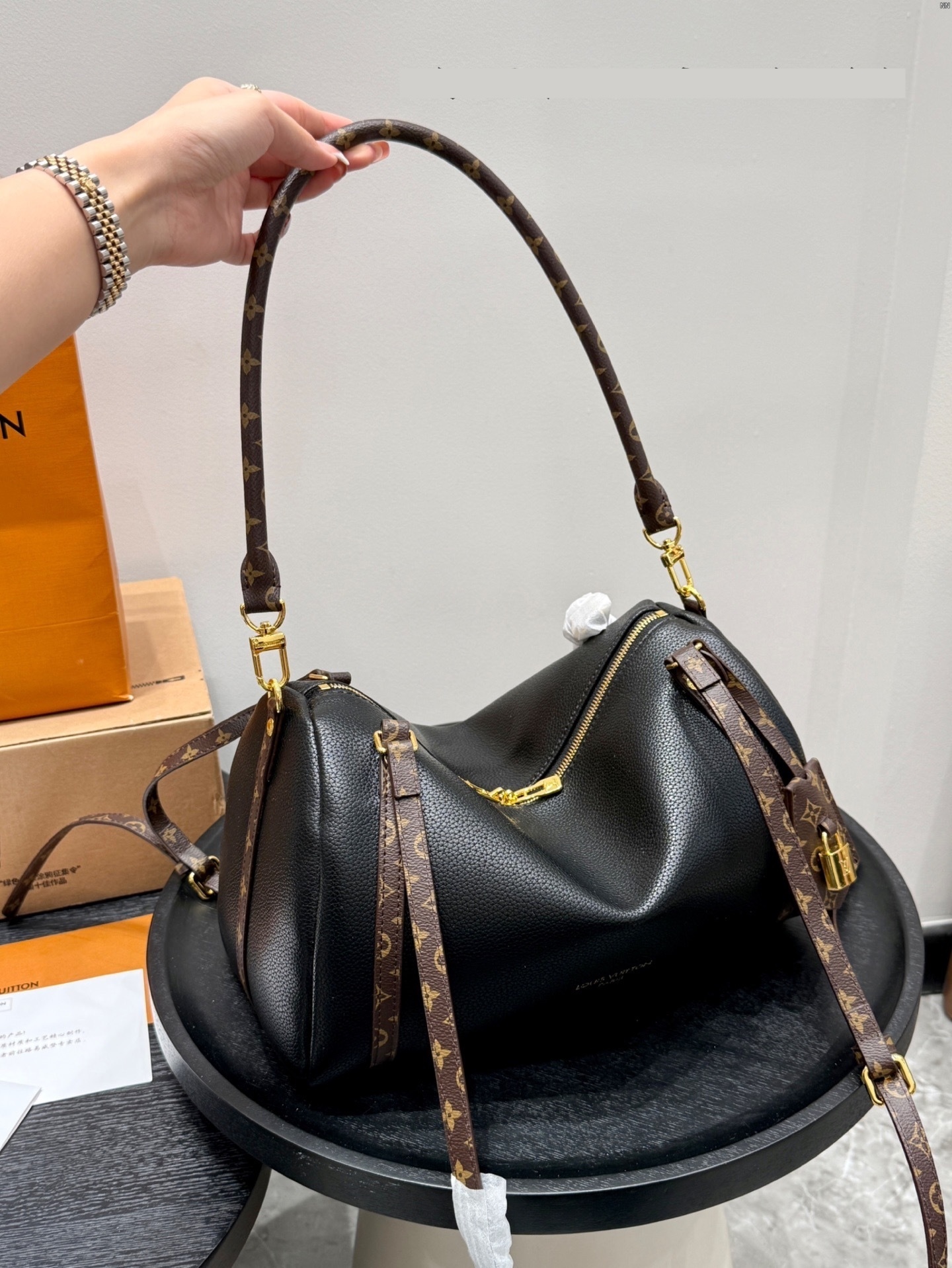 New Collection Fashion LV Handbag LV0823110 New Collection Fashion LV Handbag LV0823110