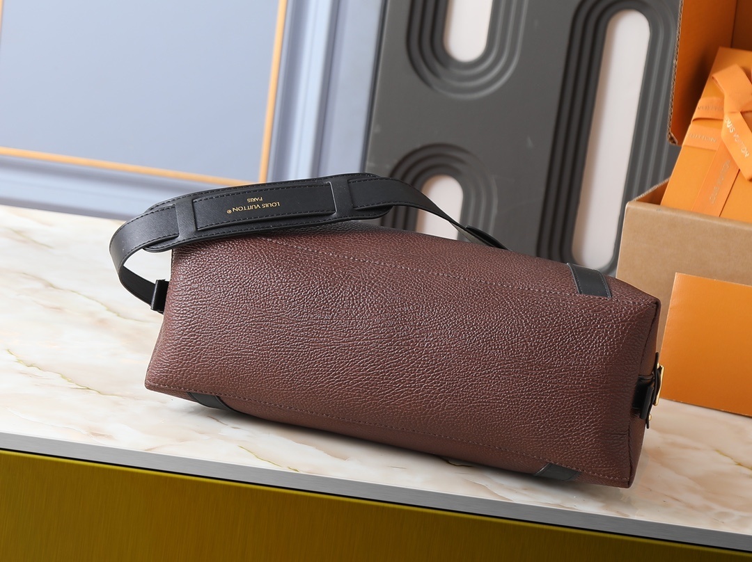 Luxury LV Handbag M14700-M26563-M14702-081 Luxury LV Handbag M14700-M26563-M14702-081