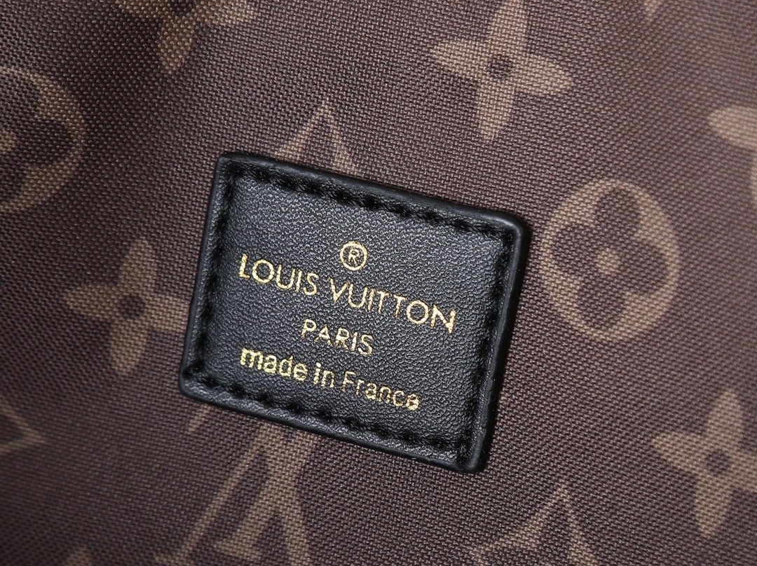 Luxury LV Handbag M14700-M26563-M14702-081 Luxury LV Handbag M14700-M26563-M14702-081