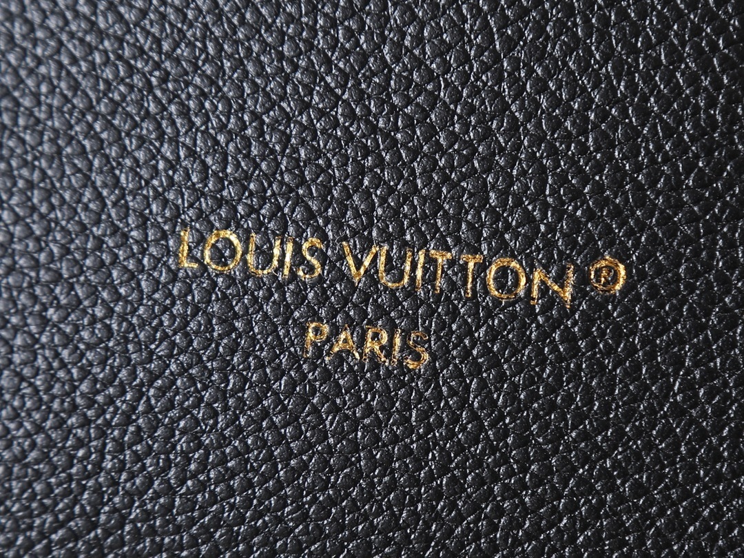 Luxury LV Handbag M27825-M28029 Luxury LV Handbag M27825-M28029