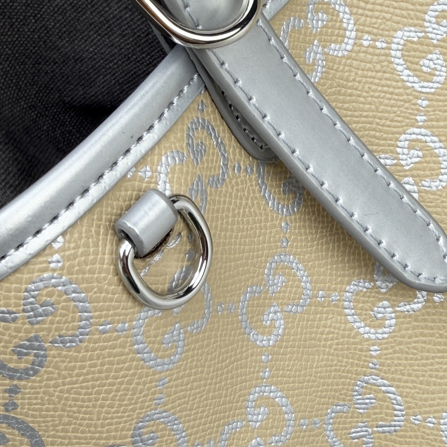 Luxury Gucci Handbag 655668 Luxury Gucci Handbag 655668