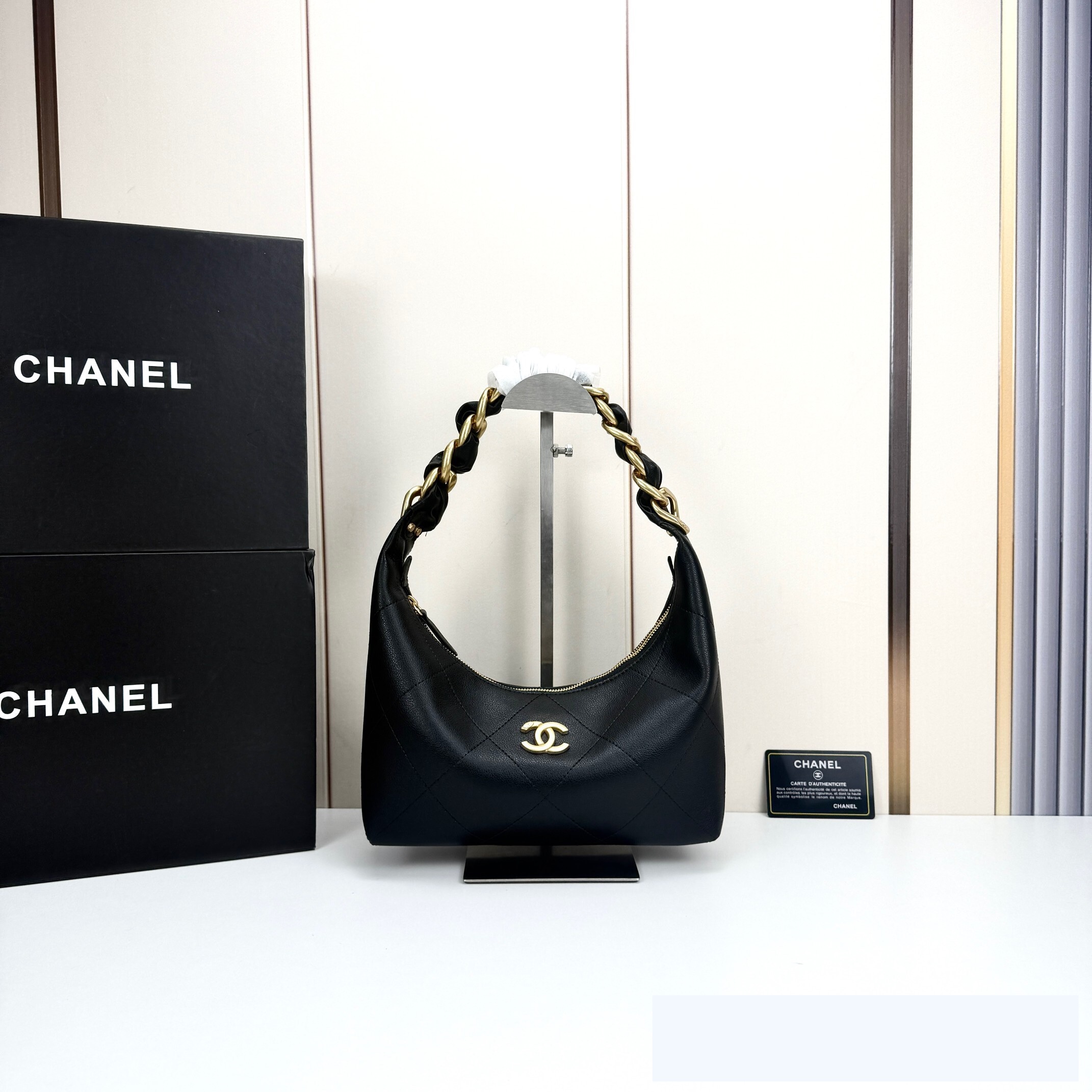 Luxury CN Handbag 5837 Luxury CN Handbag 5837