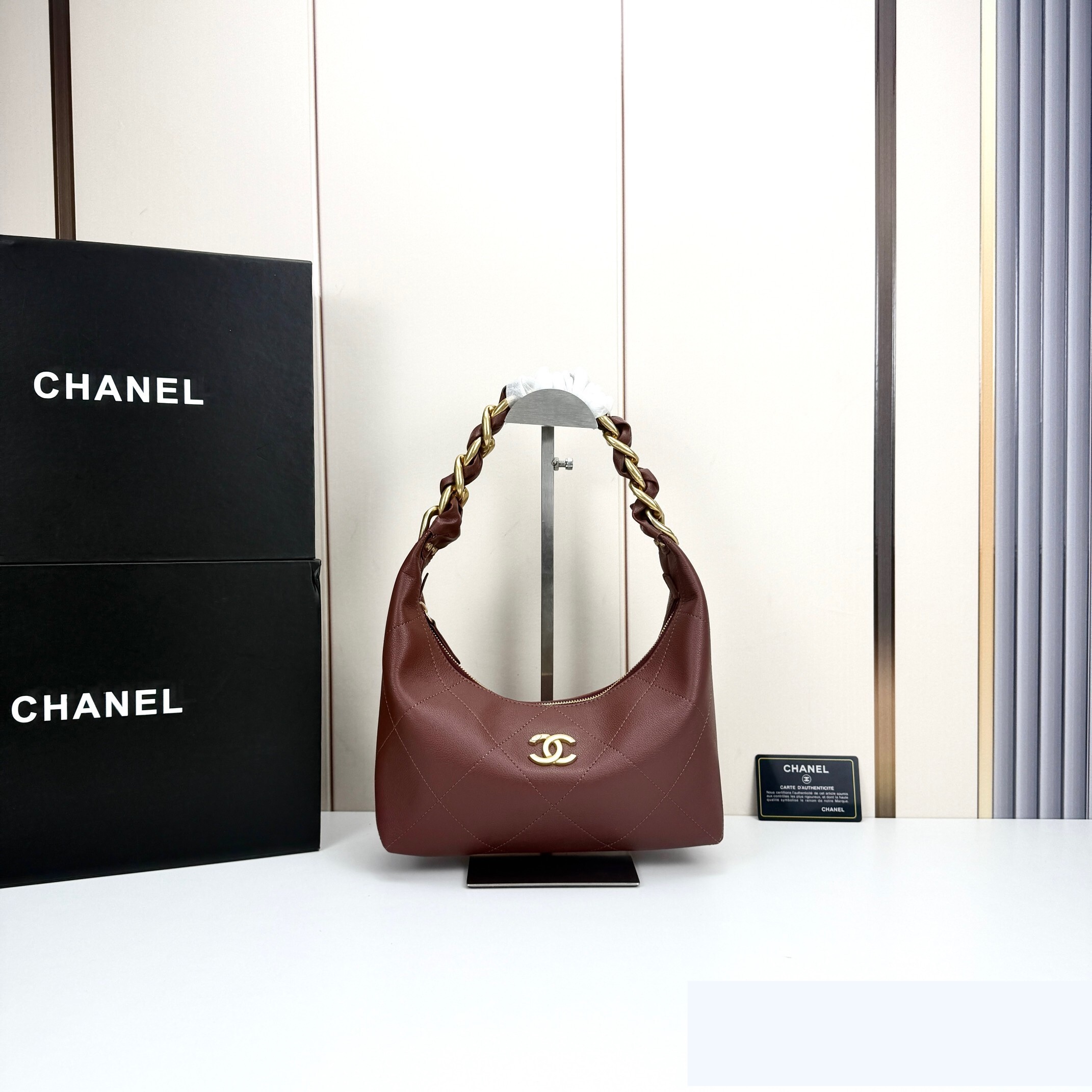 Luxury CN Handbag 5837 Luxury CN Handbag 5837