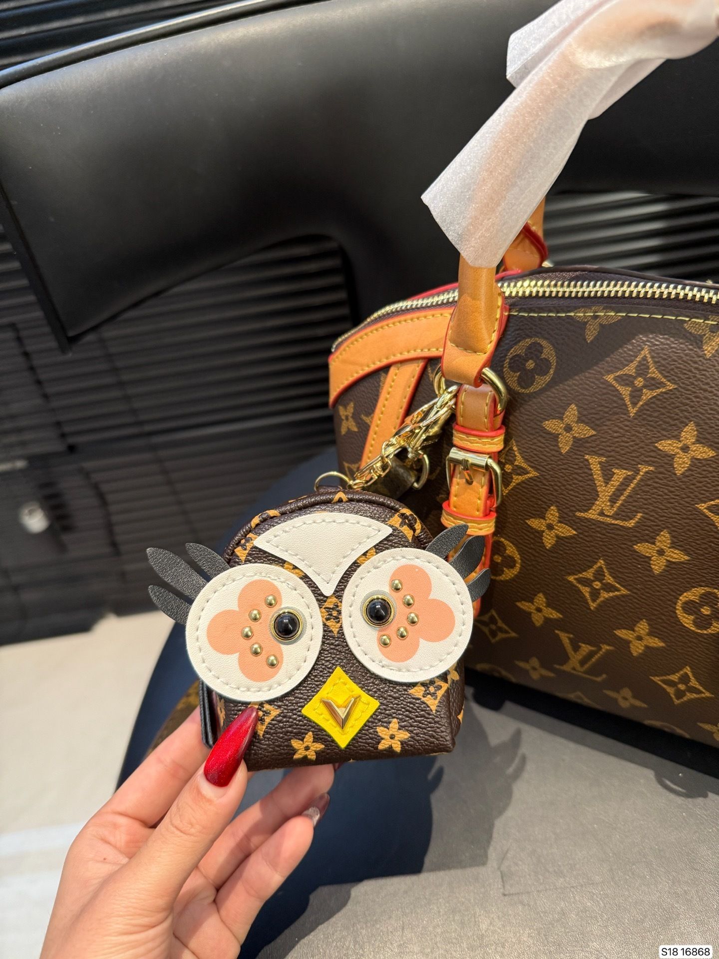 New Collection Fashion LV Handbag 16868 New Collection Fashion LV Handbag 16868