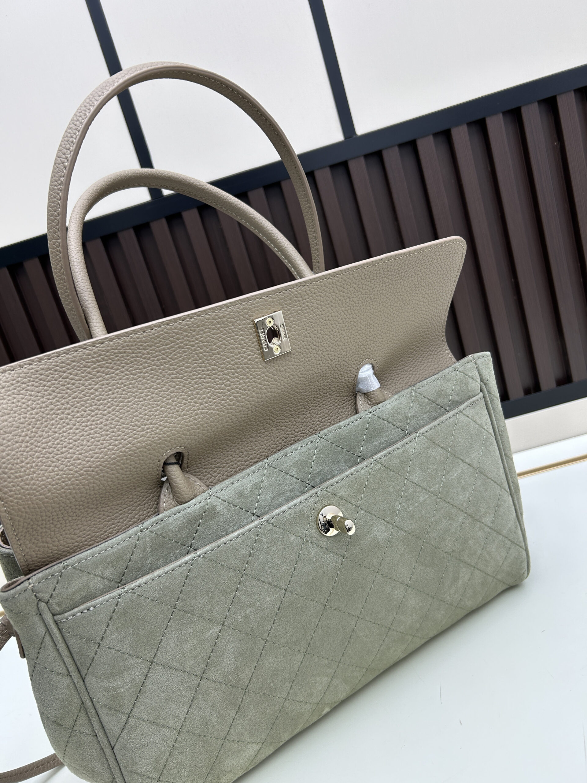 Luxury CN Handbag 019-092 Luxury CN Handbag 019-092