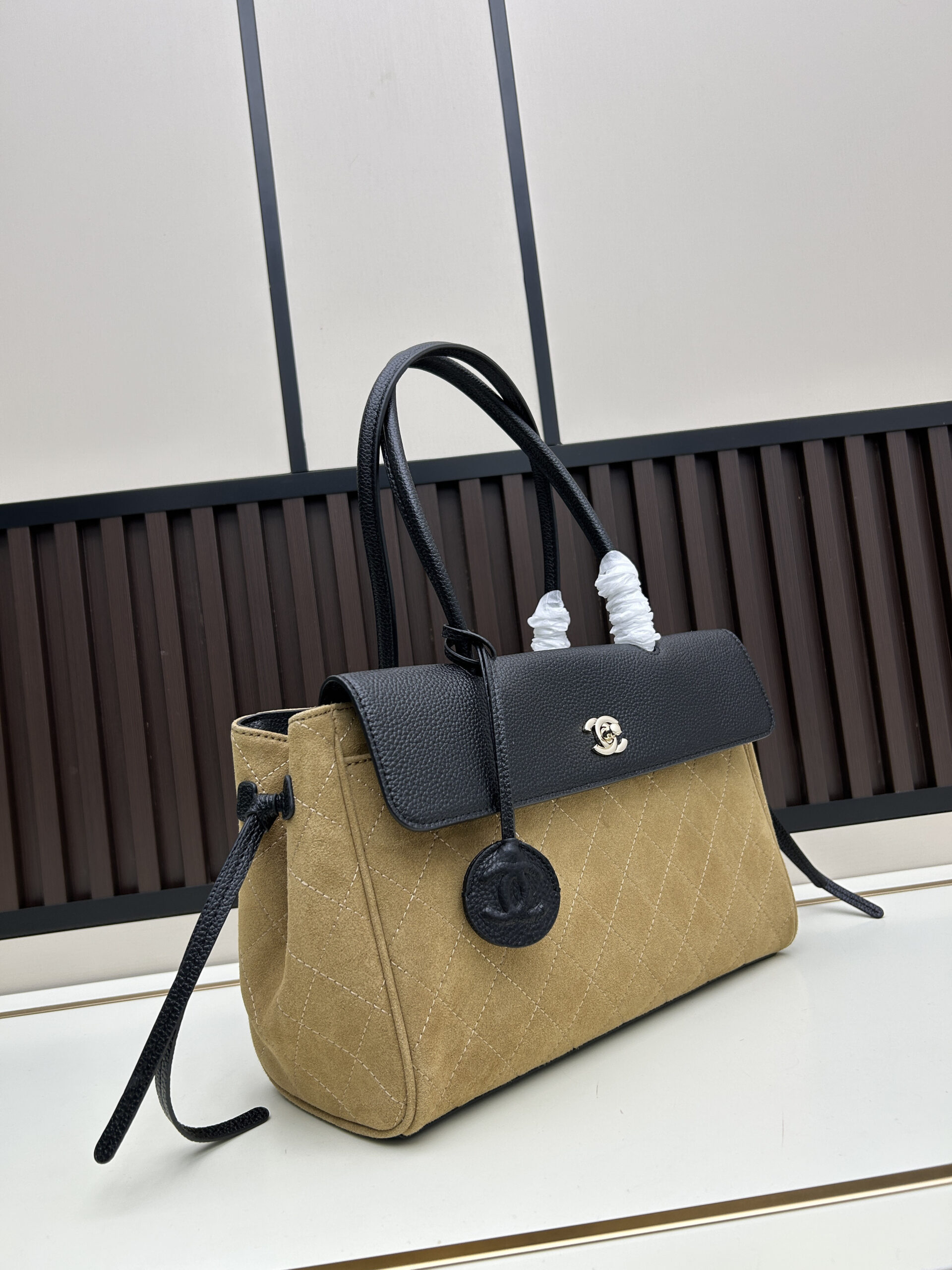 Luxury CN Handbag 019-092 Luxury CN Handbag 019-092