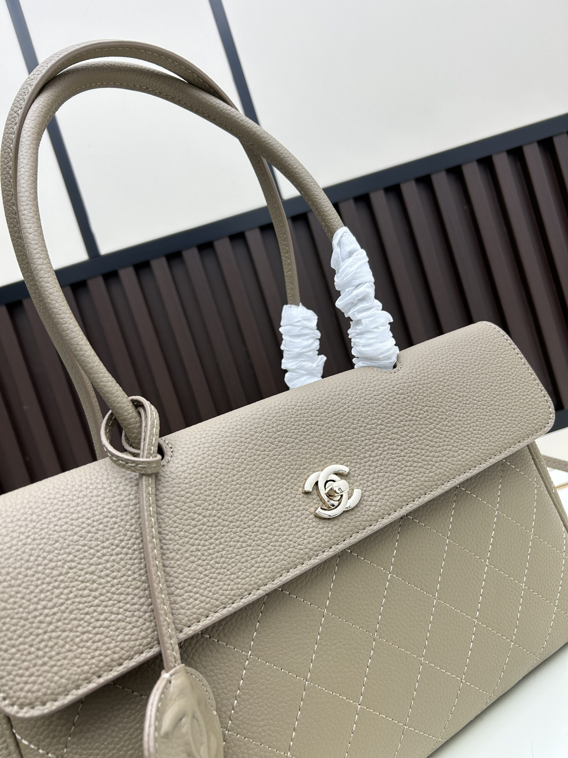 Luxury CN Handbag 019-092 Luxury CN Handbag 019-092