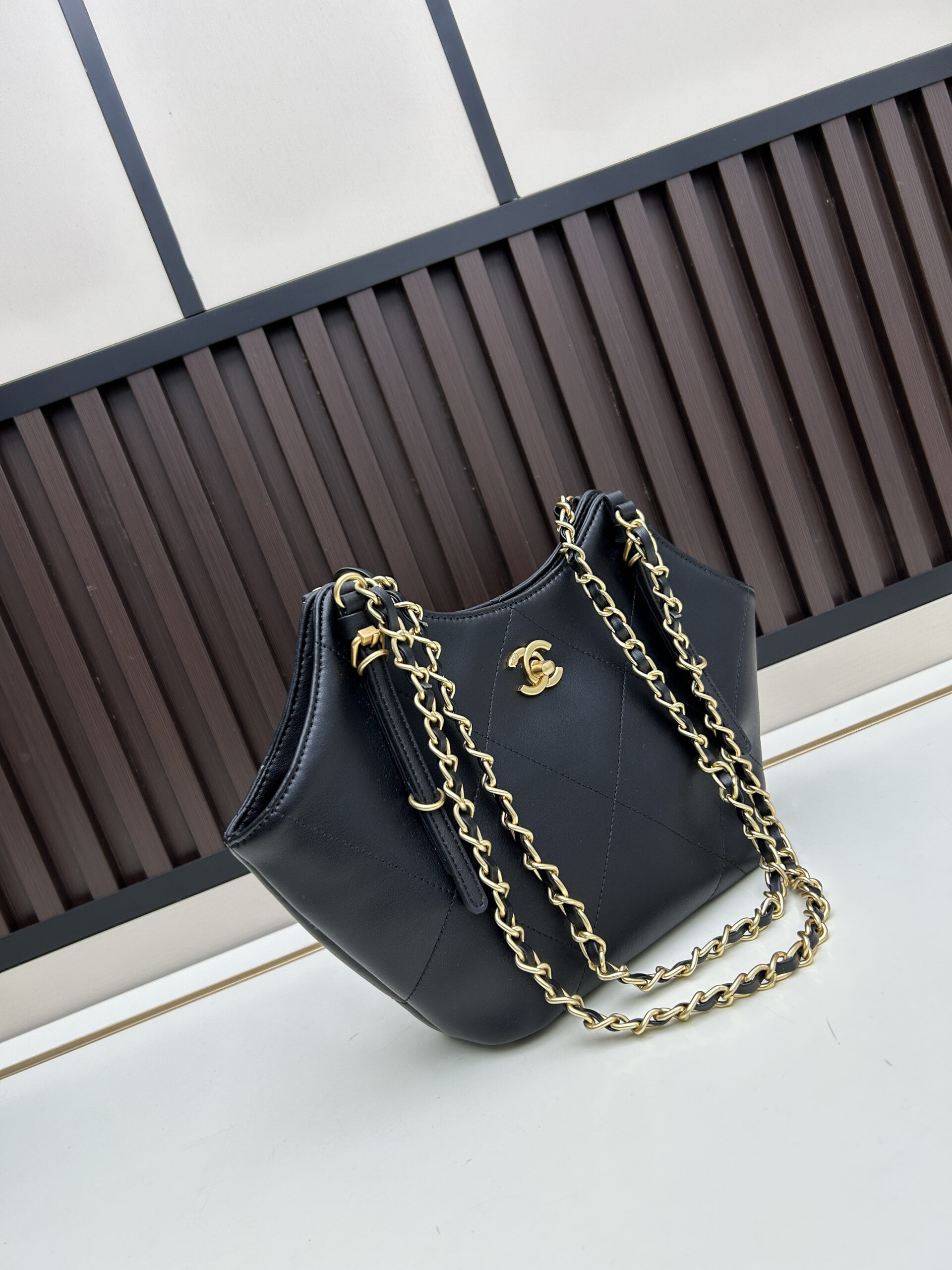 Luxury CN Handbag C2526-012 Luxury CN Handbag C2526-012