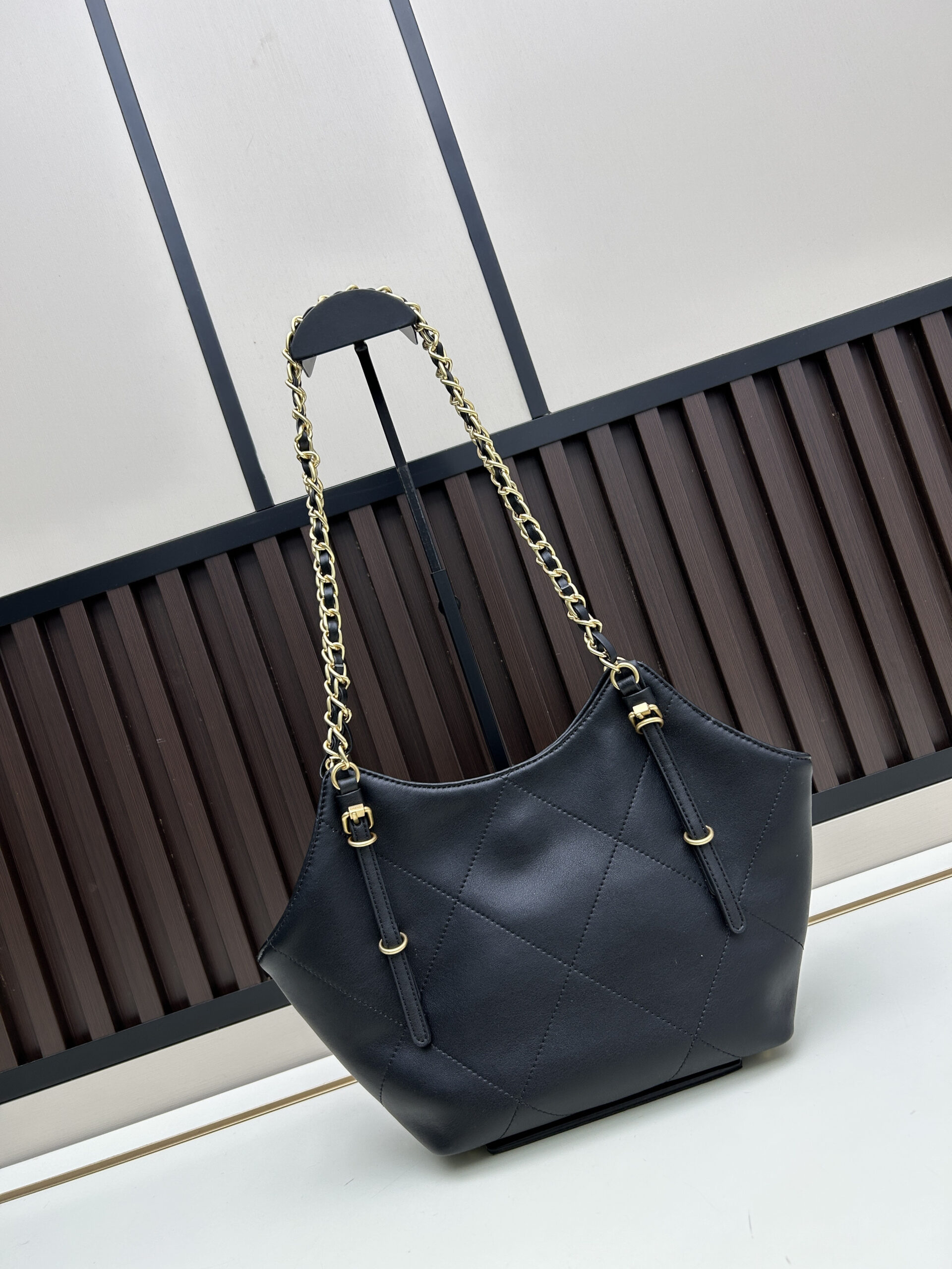 Luxury CN Handbag C2526-012 Luxury CN Handbag C2526-012