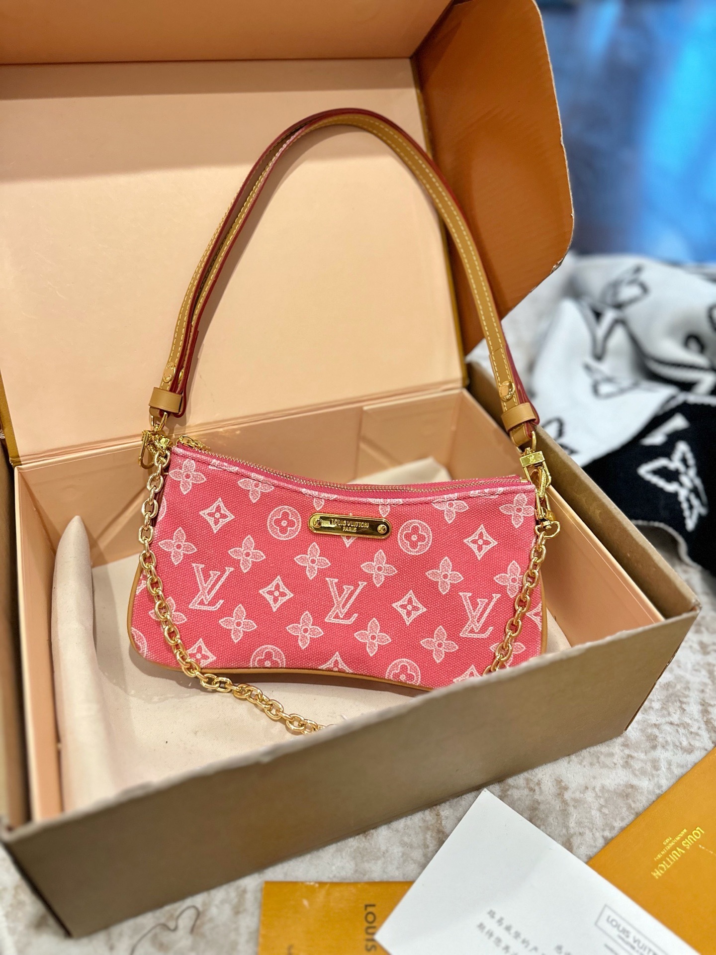 New Collection Fashion LV Handbag LV26184 New Collection Fashion LV Handbag LV26184