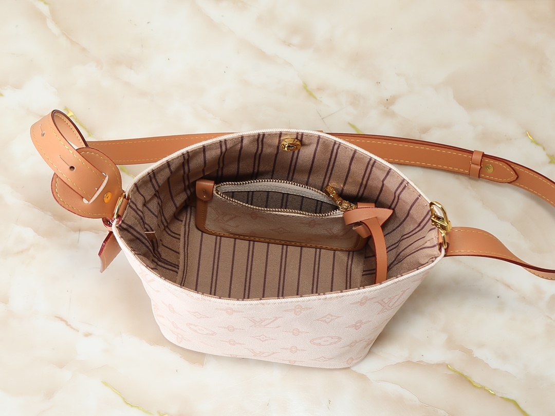 Luxury LV Handbag M27529-M12925 Luxury LV Handbag M27529-M12925