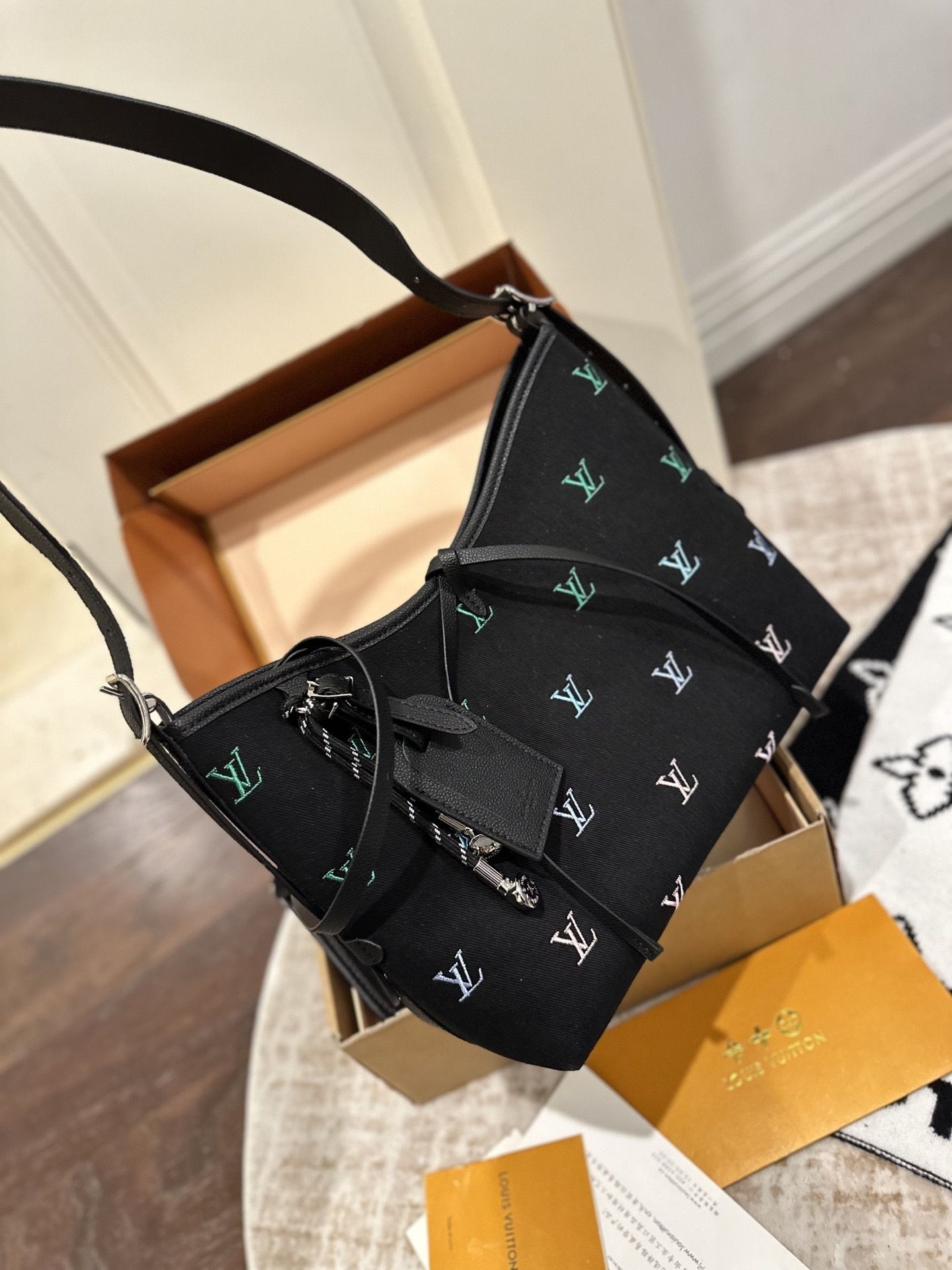 New Collection Fashion LV Handbag LV261810 New Collection Fashion LV Handbag LV261810