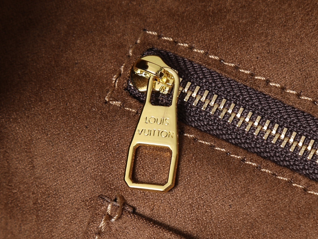 Luxury LV Handbag M27582-M27335 Luxury LV Handbag M27582-M27335