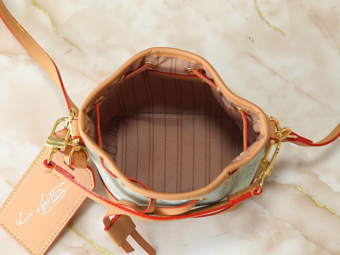 Luxury LV Handbag M27699-M81266 Luxury LV Handbag M27699-M81266