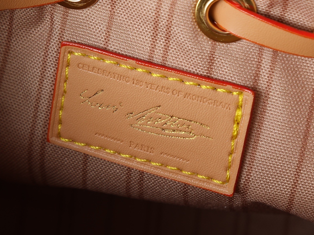 Luxury LV Handbag M27699-M81266 Luxury LV Handbag M27699-M81266