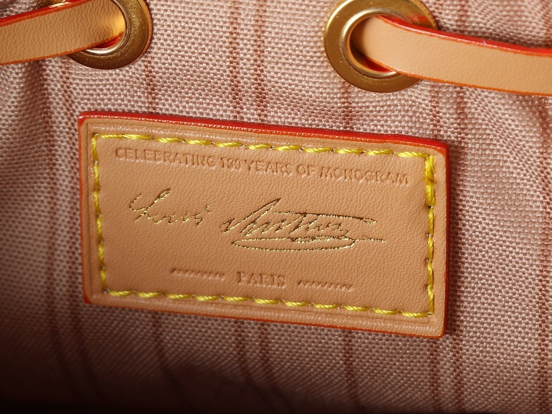 Luxury LV Handbag M27699-M81266 Luxury LV Handbag M27699-M81266