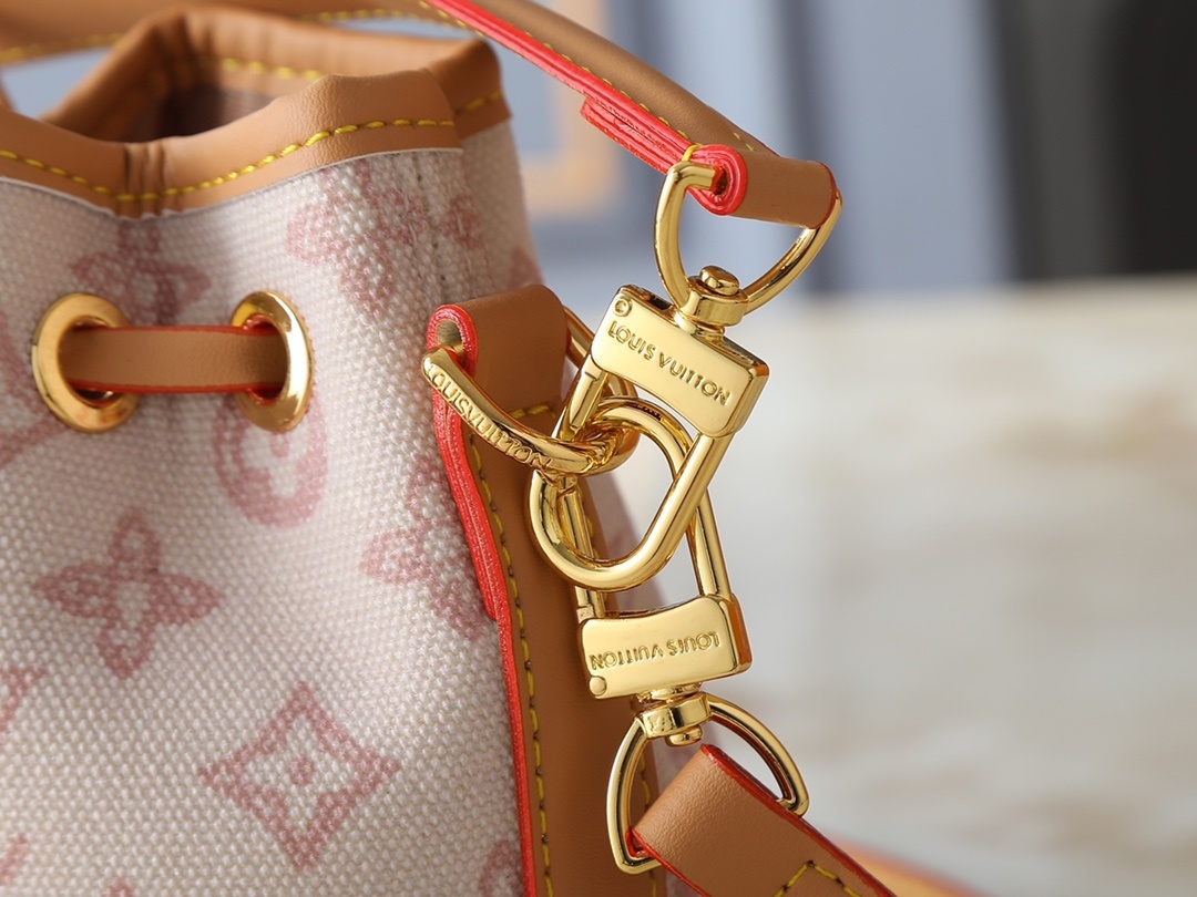 Luxury LV Handbag M27699-M81266 Luxury LV Handbag M27699-M81266