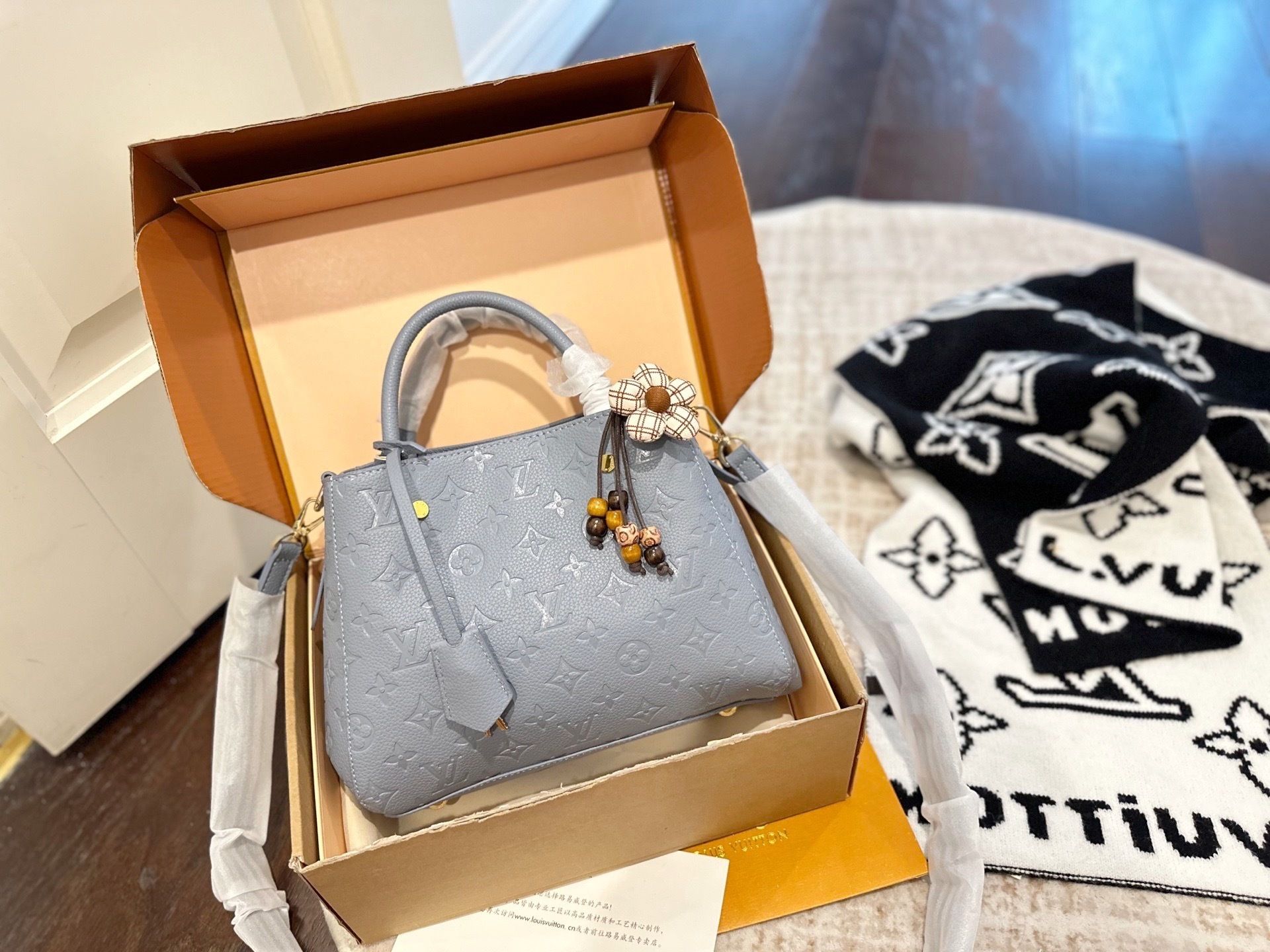 New Collection Fashion LV Handbag LV261813 New Collection Fashion LV Handbag LV261813