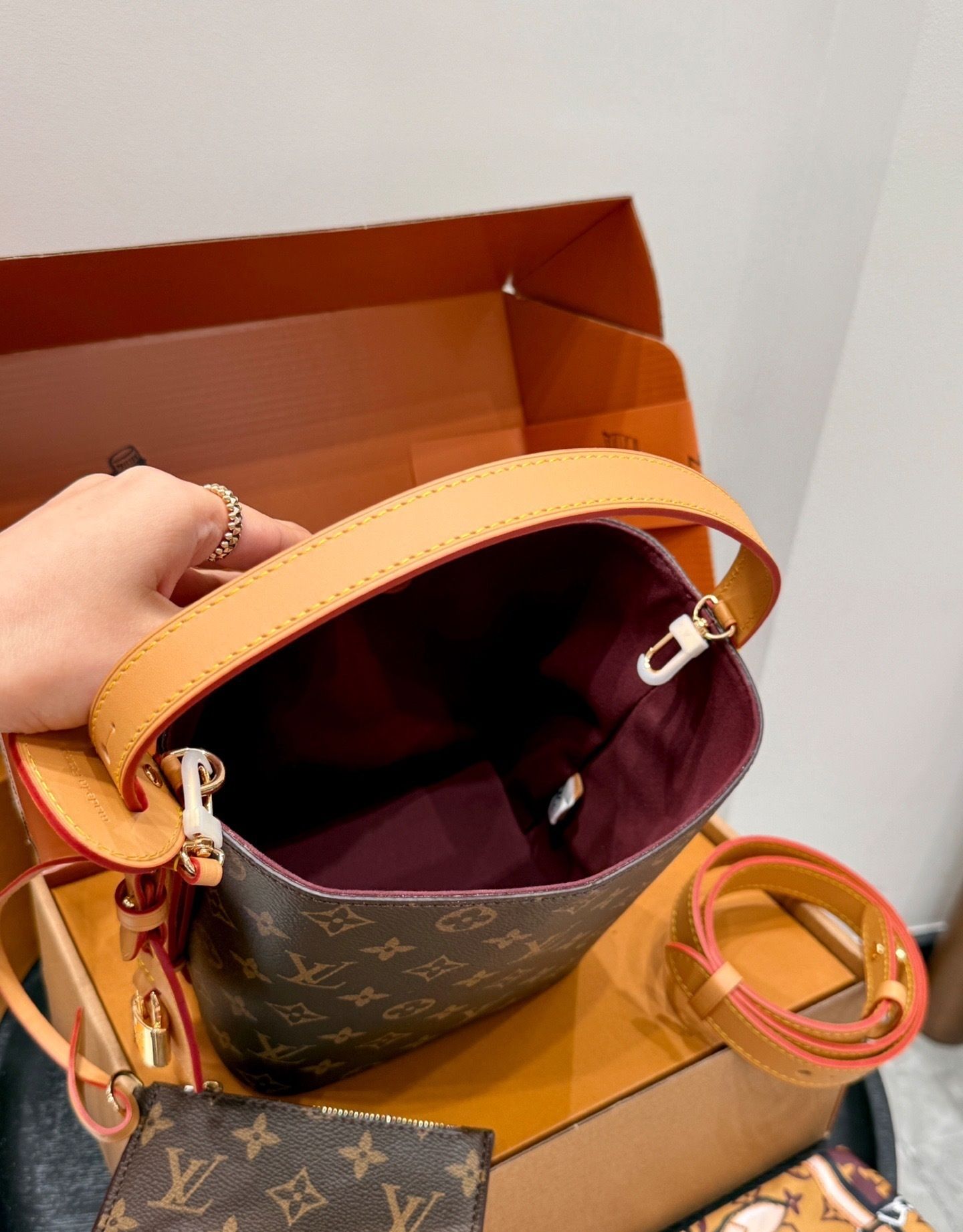 New Collection Fashion LV Handbag LV261121 New Collection Fashion LV Handbag LV261121