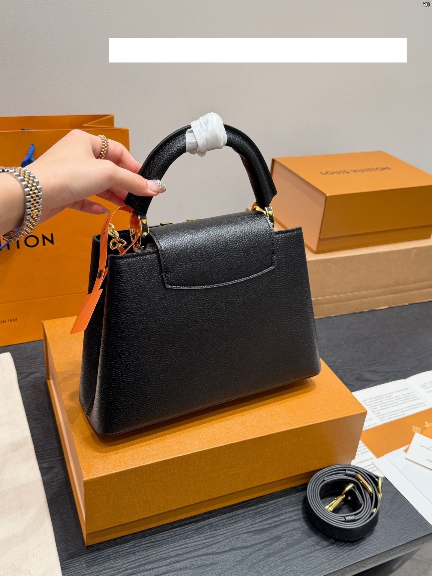 New Collection Fashion LV Handbag LV261123 New Collection Fashion LV Handbag LV261123