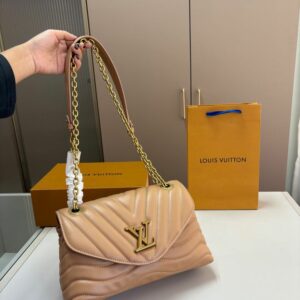 Fashion LV Newwave Chain Bag 919952
