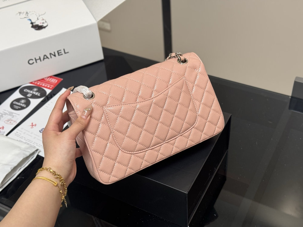 New Collection Fashion Bag CN Classic Medium Flap Bag Light Pink CH016 New Collection Fashion Bag CN Classic Medium Flap Bag Light Pink CH016