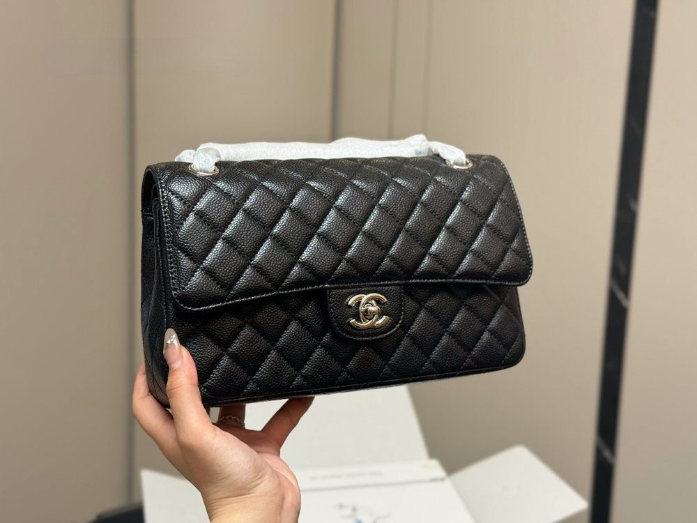 New Collection Fashion Bag CN Classic Medium Flap Bag Black CH017 New Collection Fashion Bag CN Classic Medium Flap Bag Black CH017