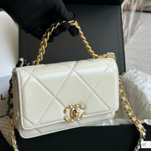 New Collection Fashion Bag CN 19 Wallet On Chain White CH026