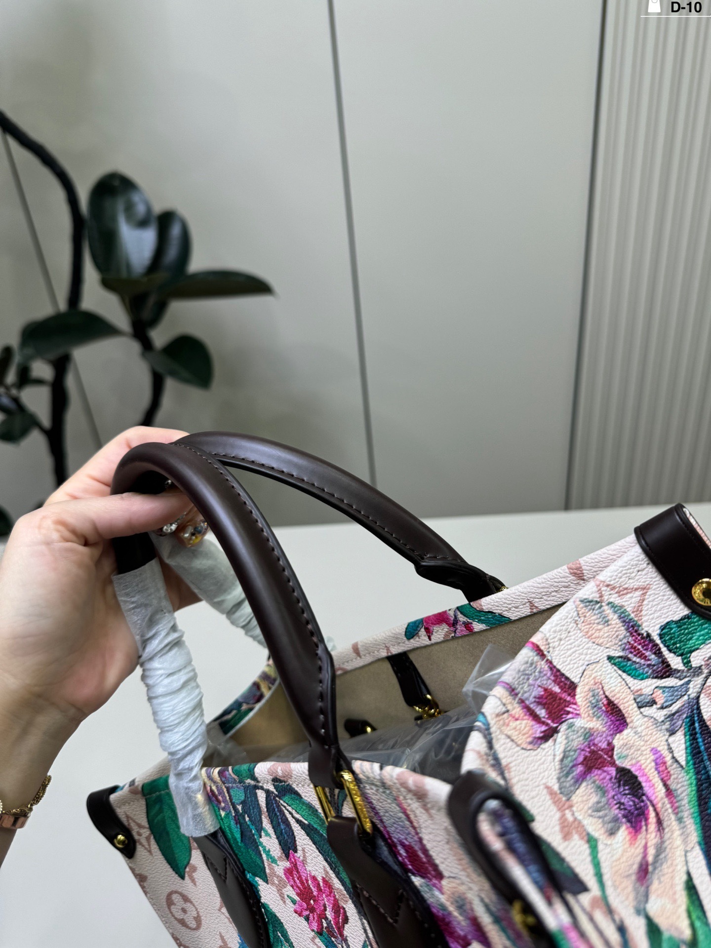 New Collection Fashion LV Handbag LV2631110 New Collection Fashion LV Handbag LV2631110