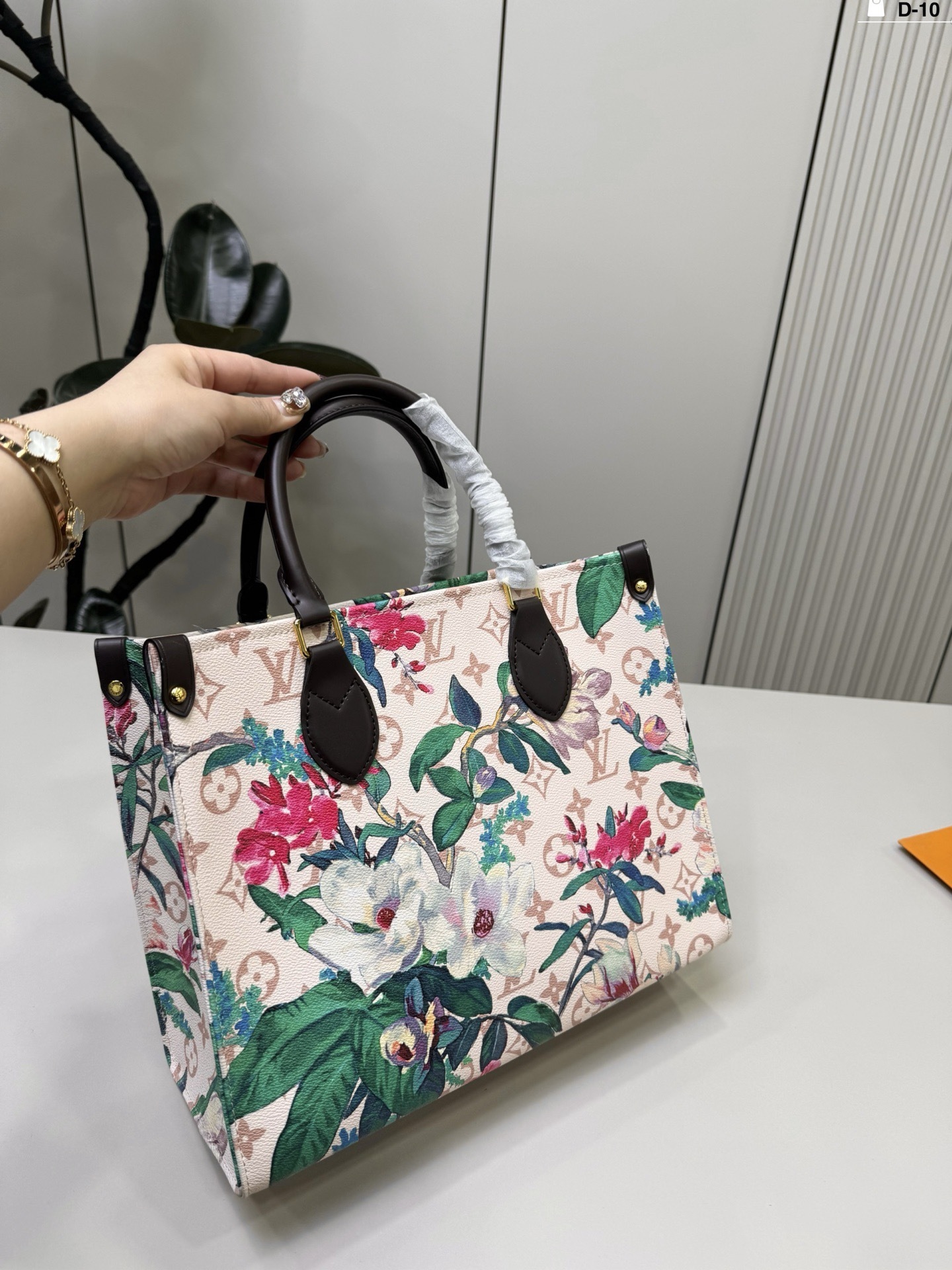 New Collection Fashion LV Handbag LV2631110 New Collection Fashion LV Handbag LV2631110