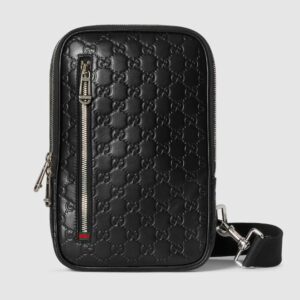 GG Emblem Small Crossbody Bag 862915