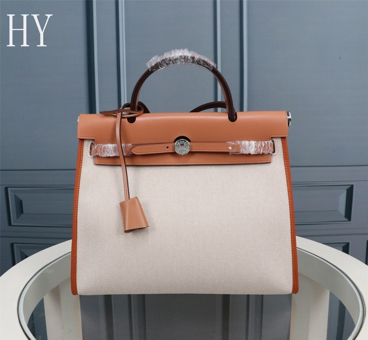 Hermes White Canvas and Natural Calfskin Leather Herbag Zip PM Bag 586085 Hermes White Canvas and Natural Calfskin Leather Herbag Zip PM Bag 586085